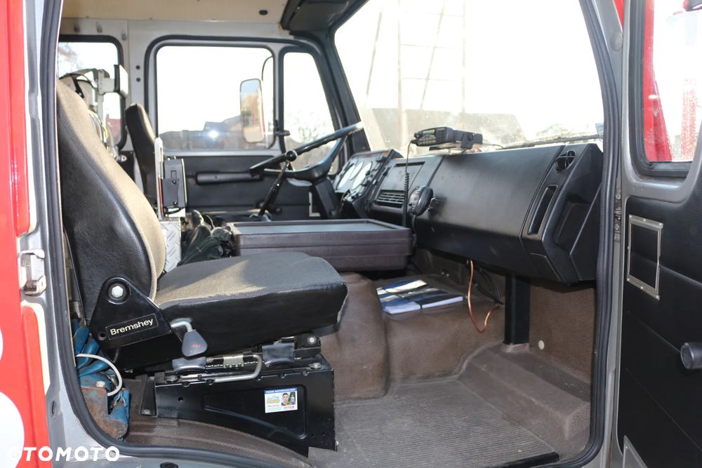 Mercedes-Benz 1019 - 18