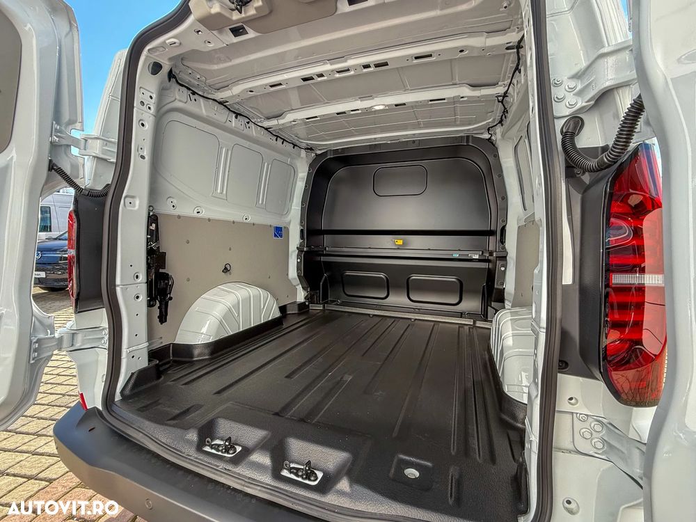 Volkswagen Transporter - 8