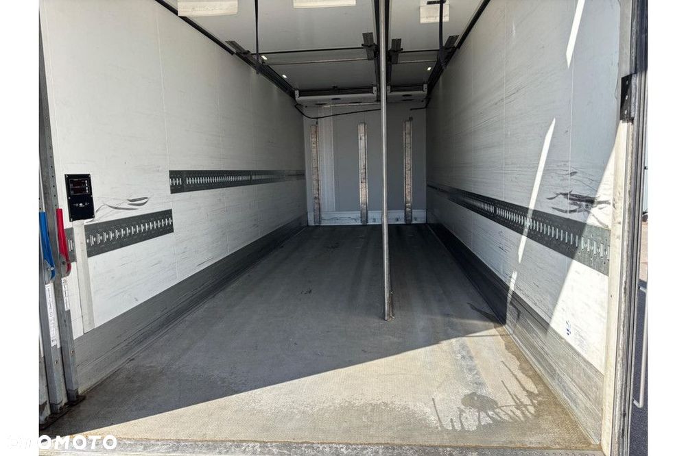 Renault T380 4x2 EURO6 + CARRIER SUPRA 1150 U - 10