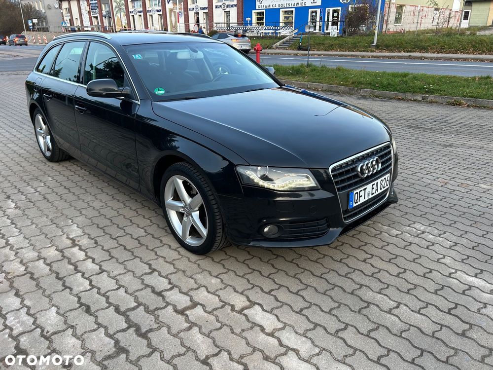 Audi A4 Avant 2.0 TDI DPF Attraction - 4