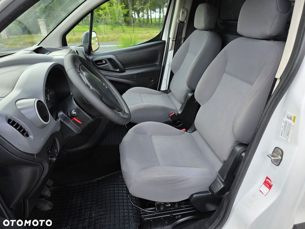 Peugeot Partner - 17