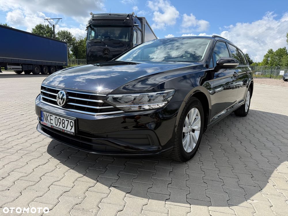 Volkswagen Passat 2.0 TDI SCR DSG Comfortline - 2