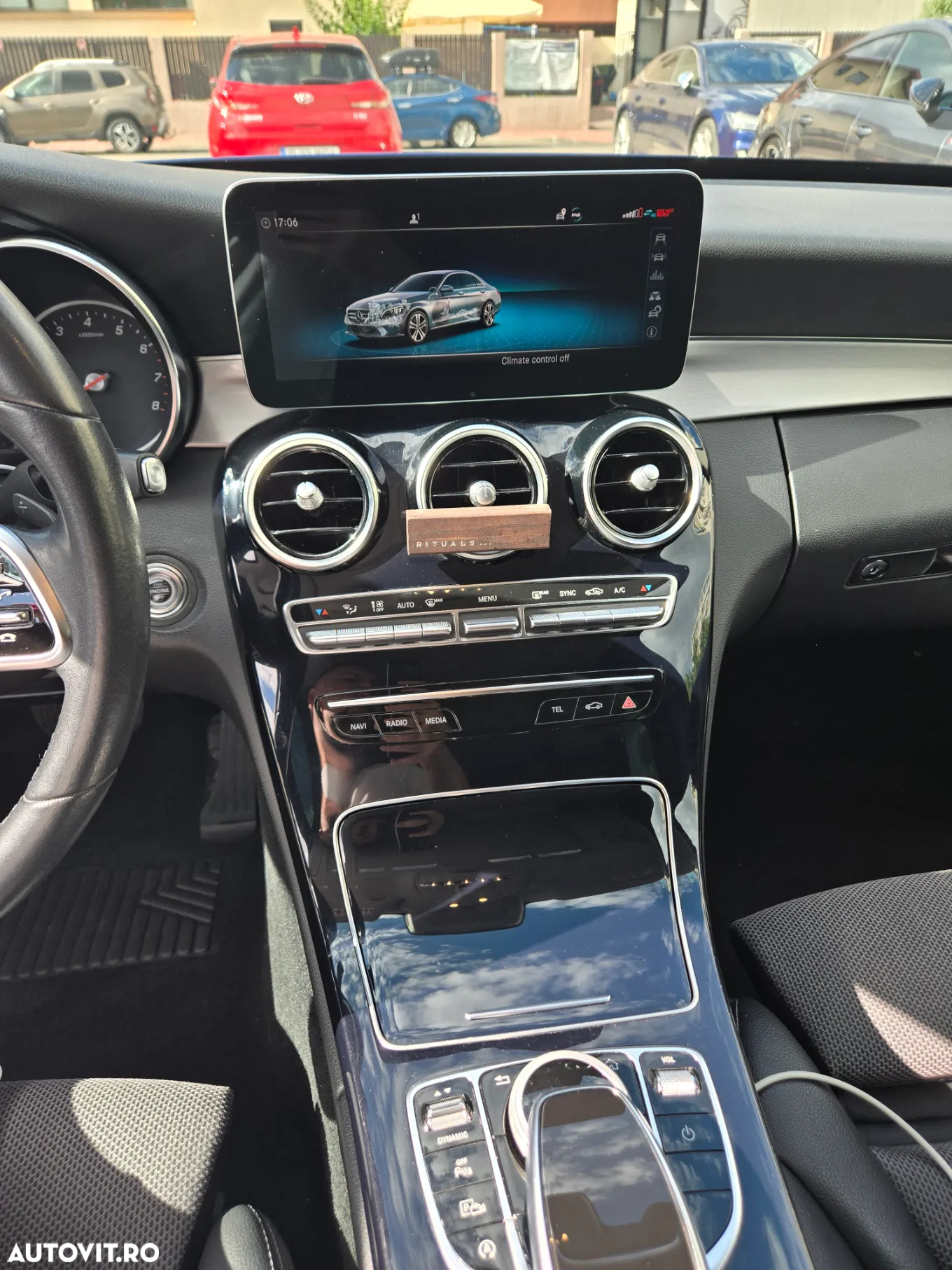 Mercedes-Benz C 200 4MATIC Aut. - 16