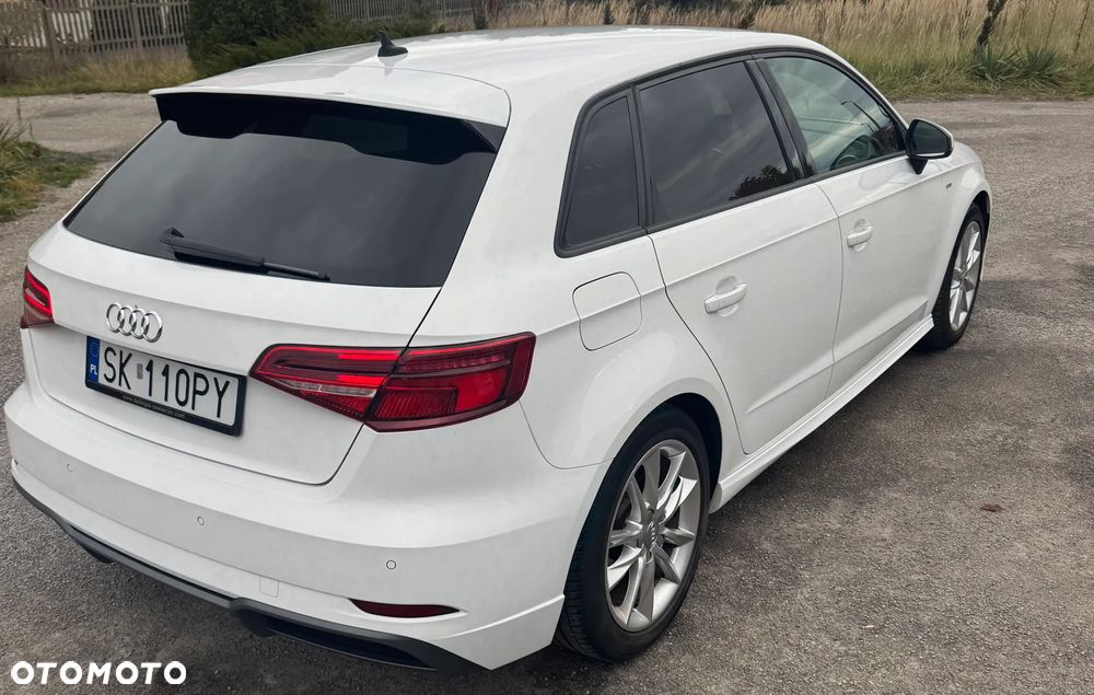 Audi A3 Sportback - 3
