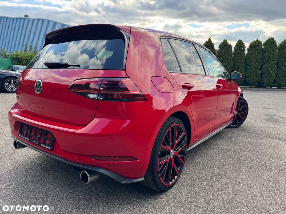 Volkswagen Golf GTI (BlueMotion Technology) DSG Performance - 9