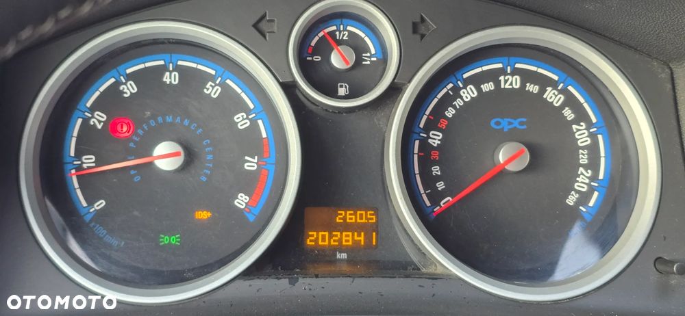 Opel Zafira 2.0 T OPC - 19