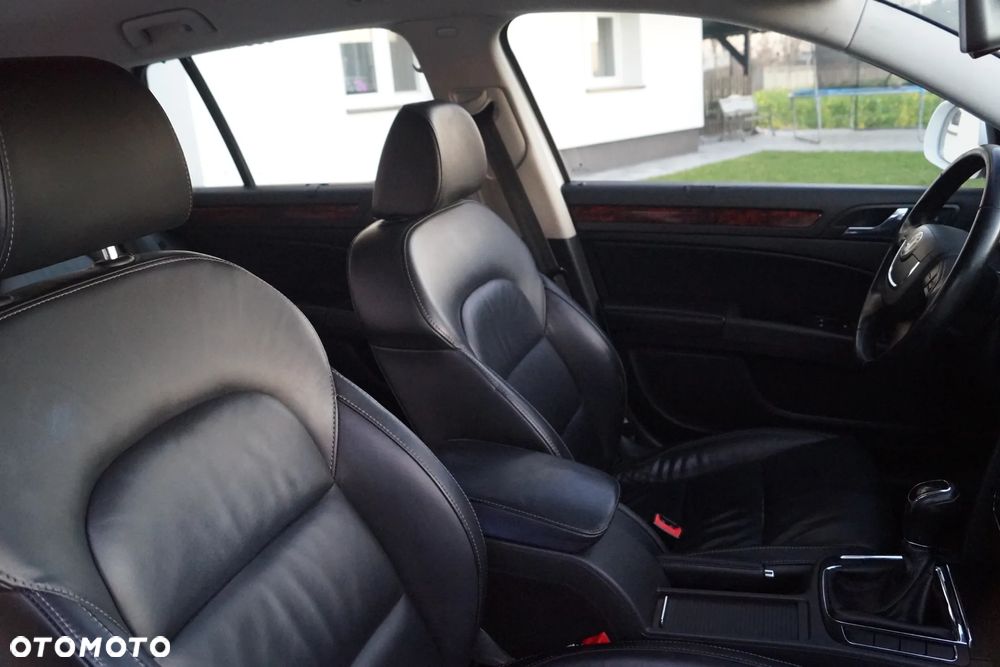 Skoda Superb 2.0 TDI Exclusive - 20