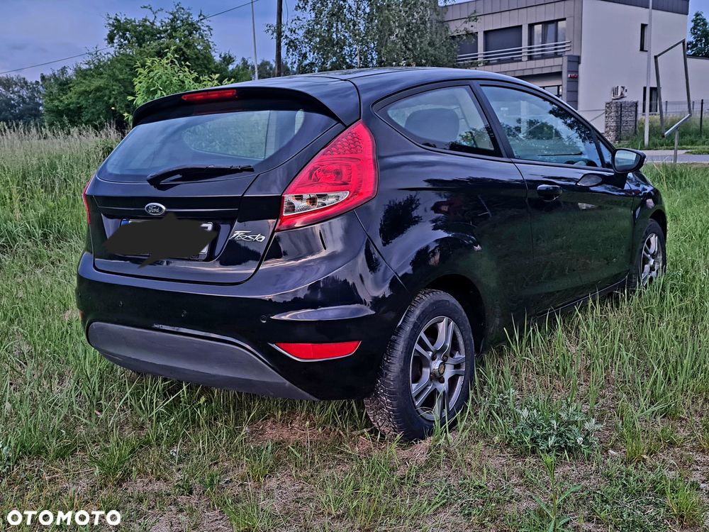 Ford Fiesta - 12