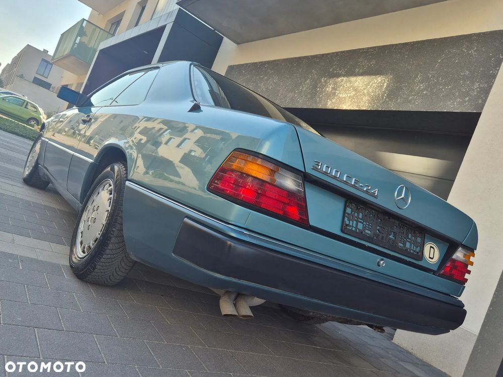 Mercedes-Benz W124 (1984-1993) - 39