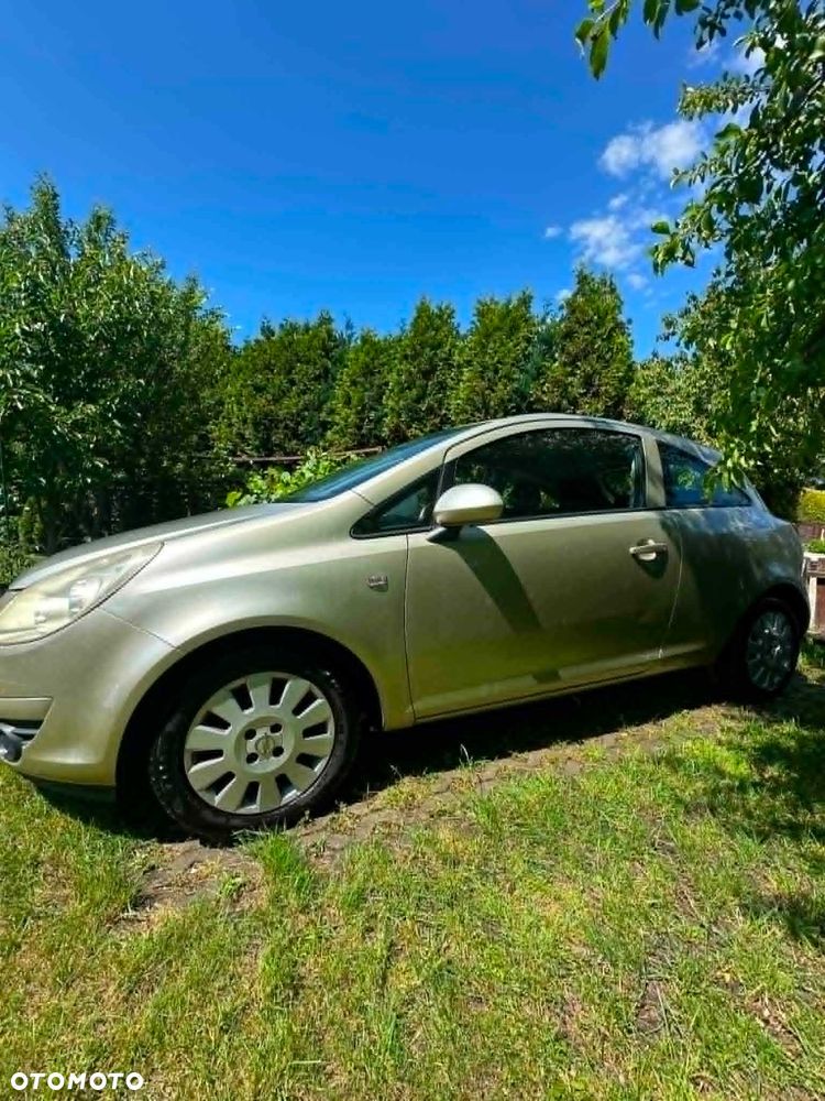 Opel Corsa - 4