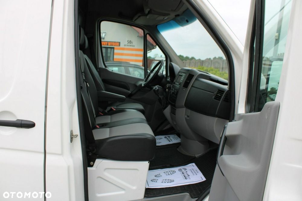 Volkswagen Crafter - 21