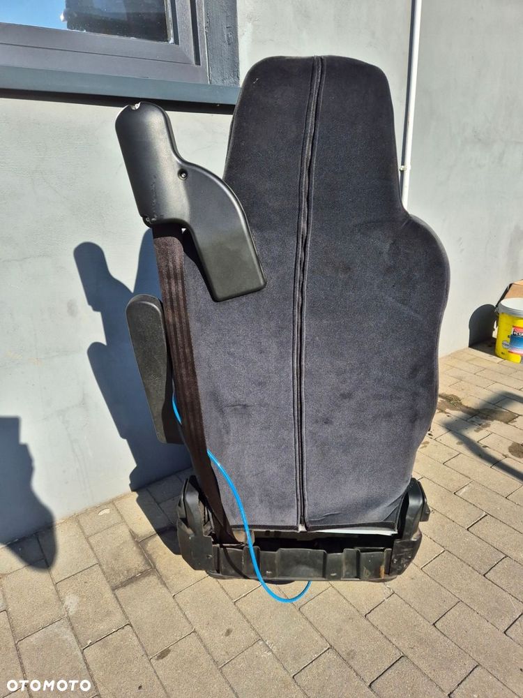 FOTEL KIEROWCY LEWY BE-GE AUTOBUS , KOPARKA , DZWIG , MASZYNY BUDOWLANE - 6