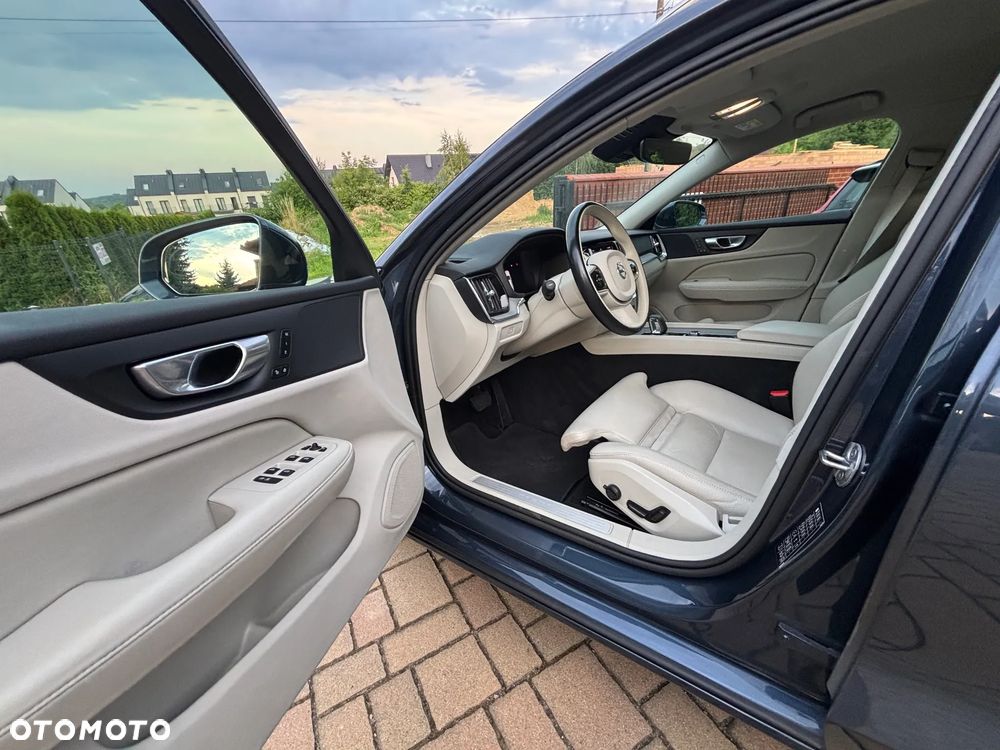 Volvo V60 B3 B Plus Bright - 14