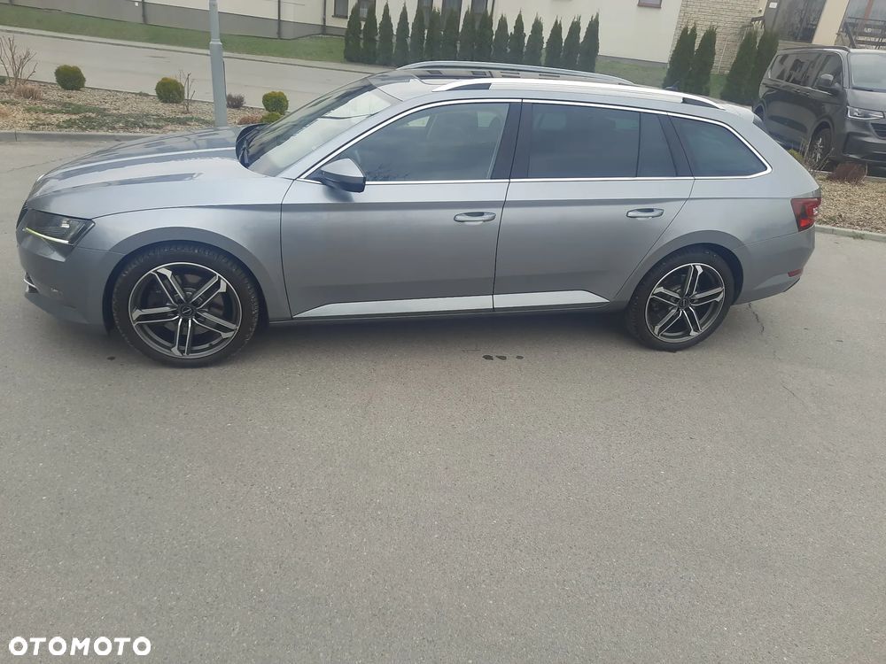 Skoda Superb 2.0 TSI 4x4 Ambition DSG - 29