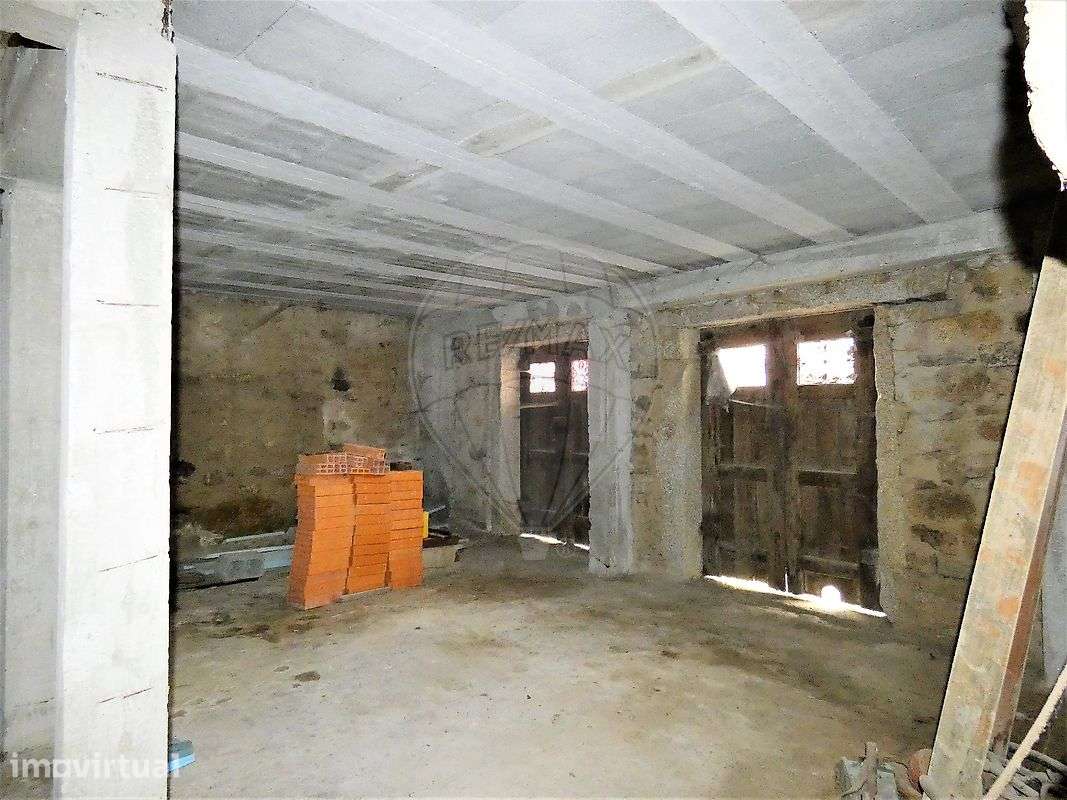 Moradia T3 para venda - Grande imagem: 2/17