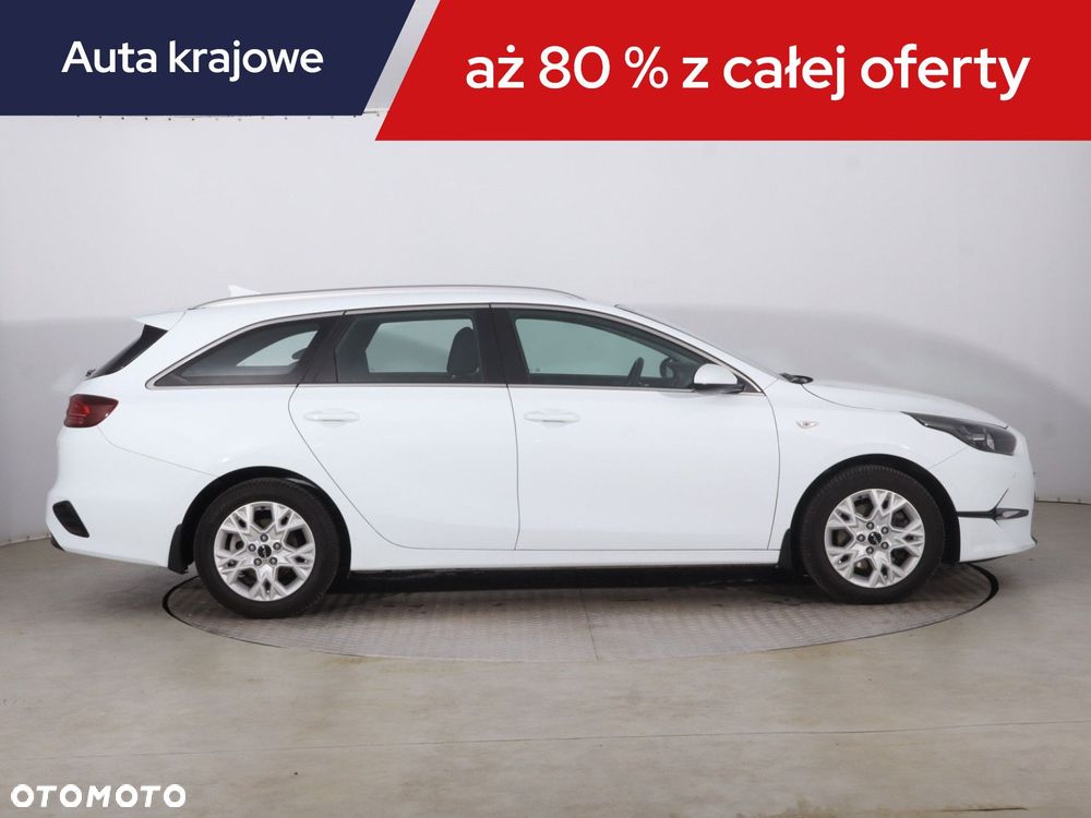 Kia Ceed - 8