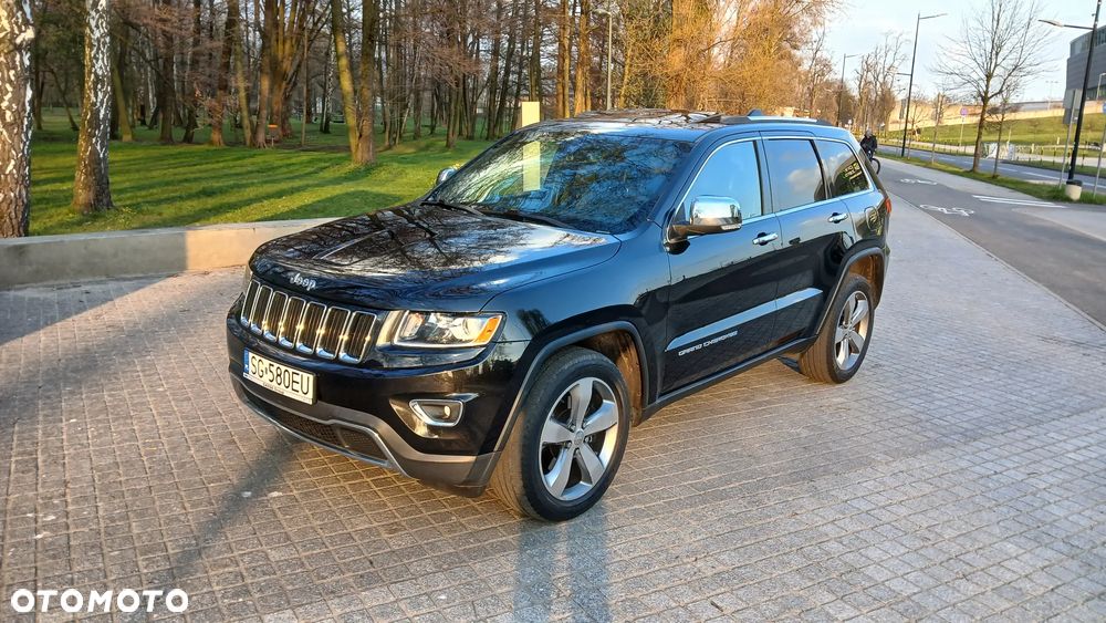 Jeep Grand Cherokee - 17