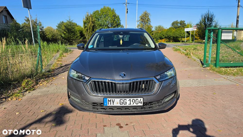 Skoda Octavia 2.0 TDI Tour - 34
