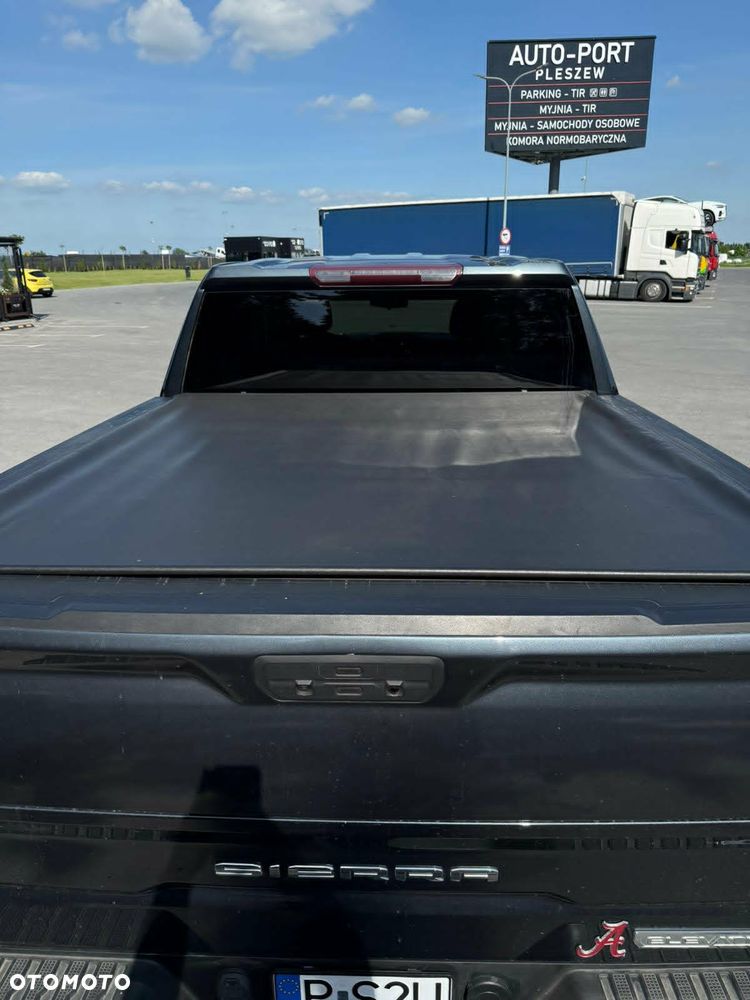 GMC Sierra - 25