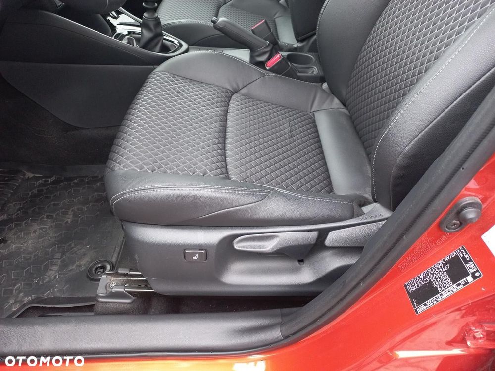 Toyota Yaris 1.5 Selection Style - 9