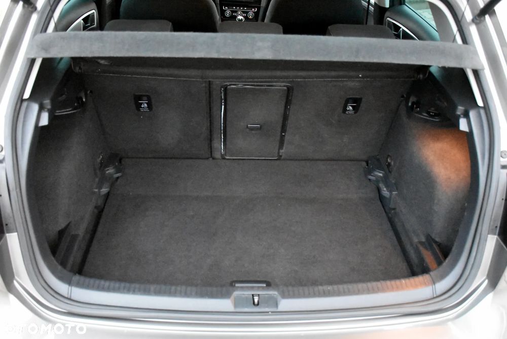 Volkswagen Golf 1.6 TDI BlueMotion Technology Cup - 8