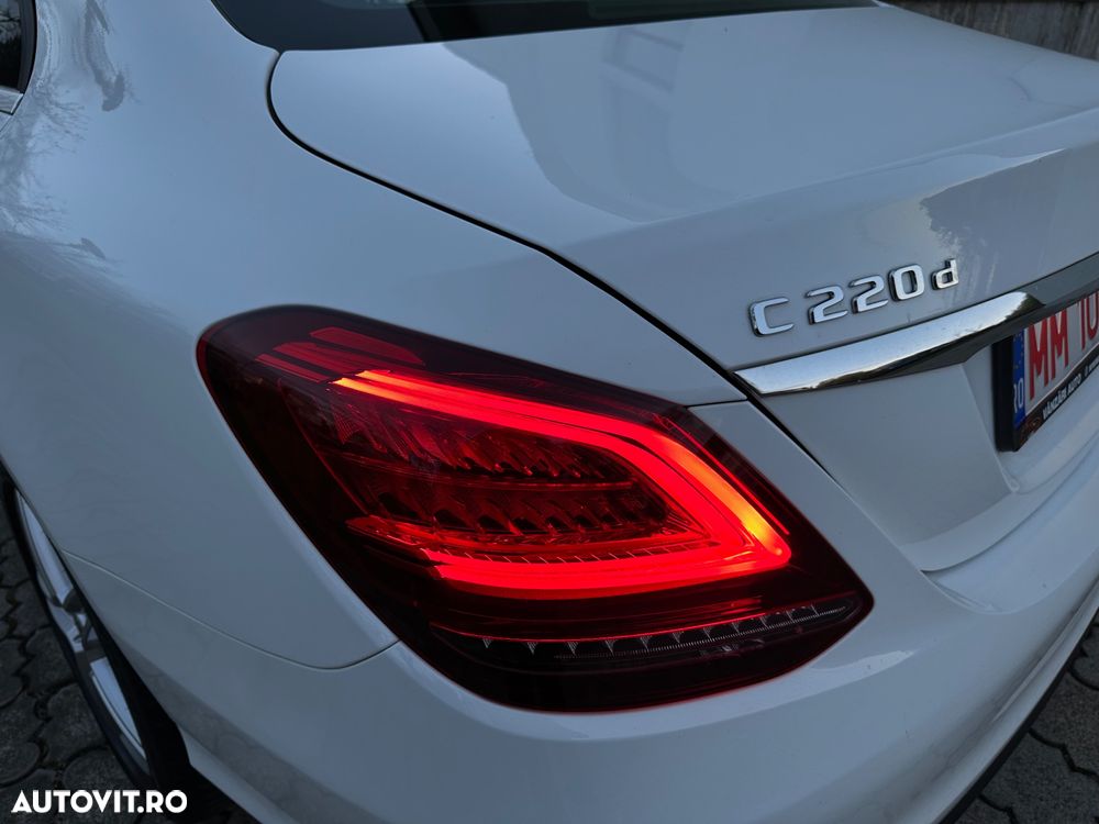 Mercedes-Benz C 220 d 4MATIC 9G-TRONIC - 29