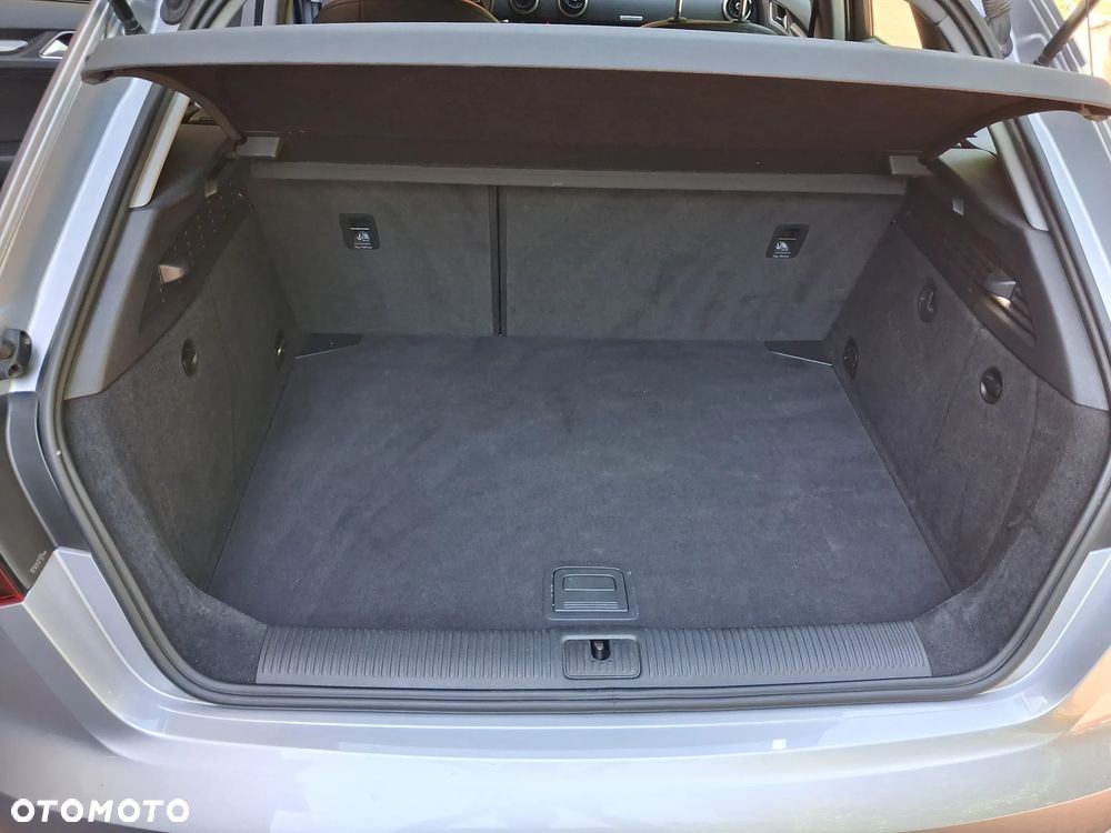 Audi A3 Sportback 1.5 TFSI cylinder on demand design - 24