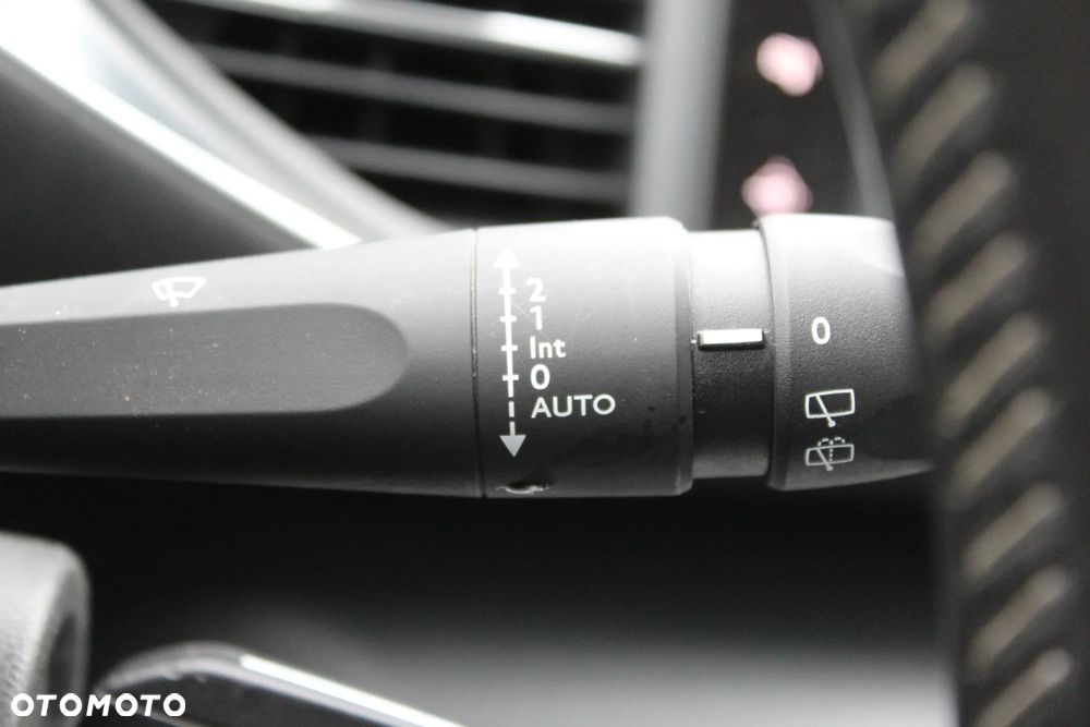 Peugeot 308 1.6 BlueHDi Active S&S - 29