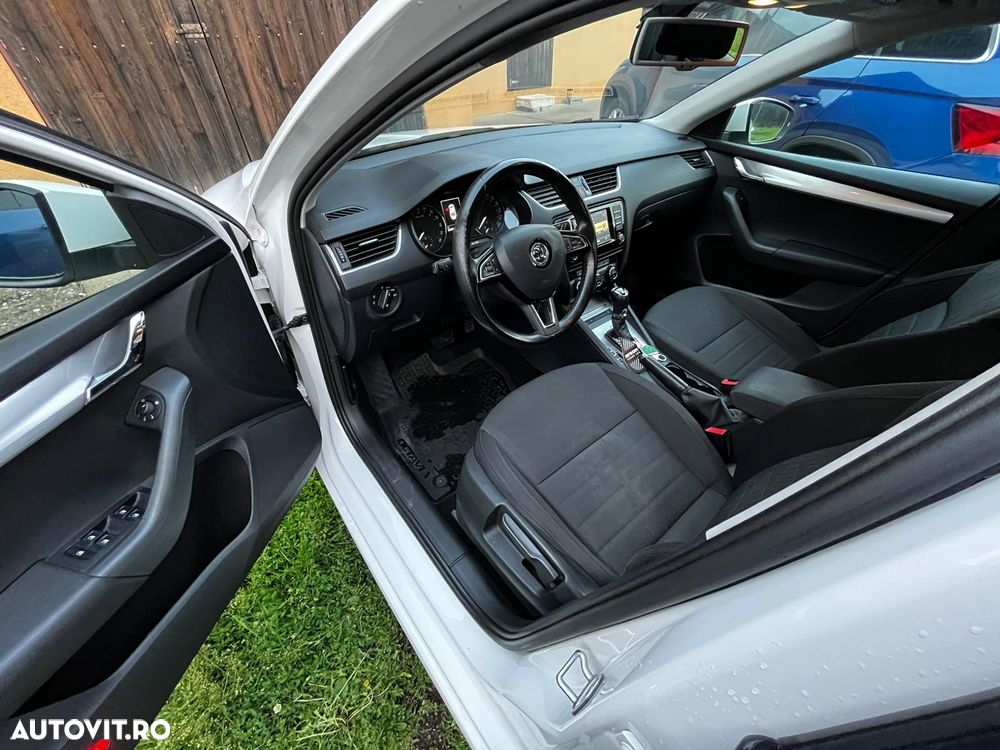 Skoda Octavia 2.0 TDI 4x4 DSG Style - 14