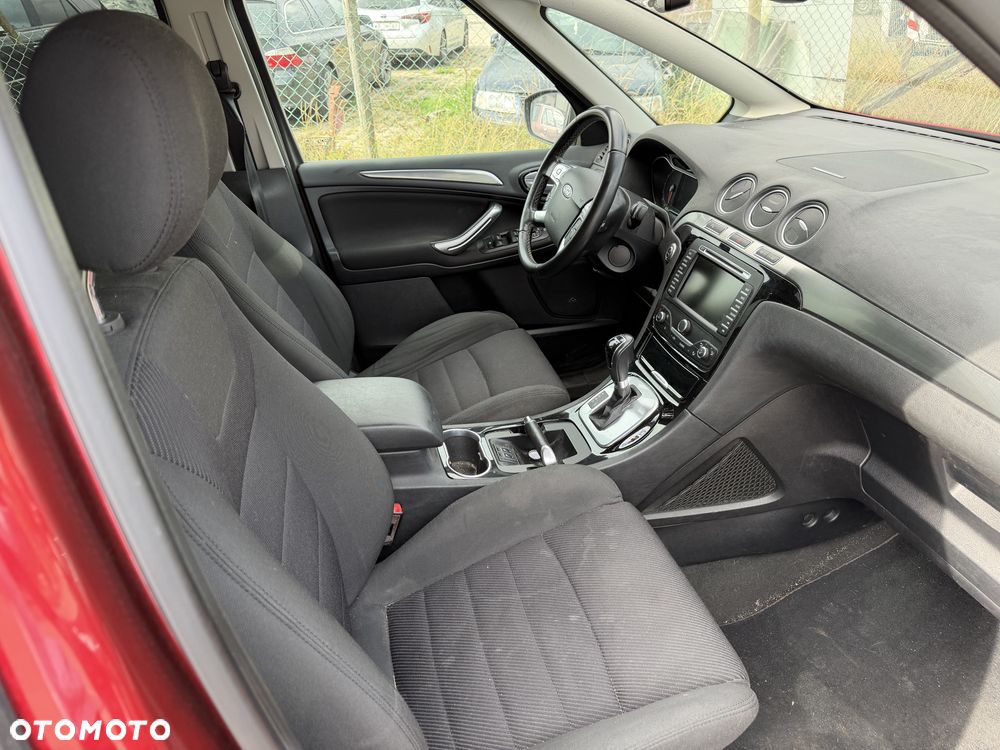 Ford S-Max - 8