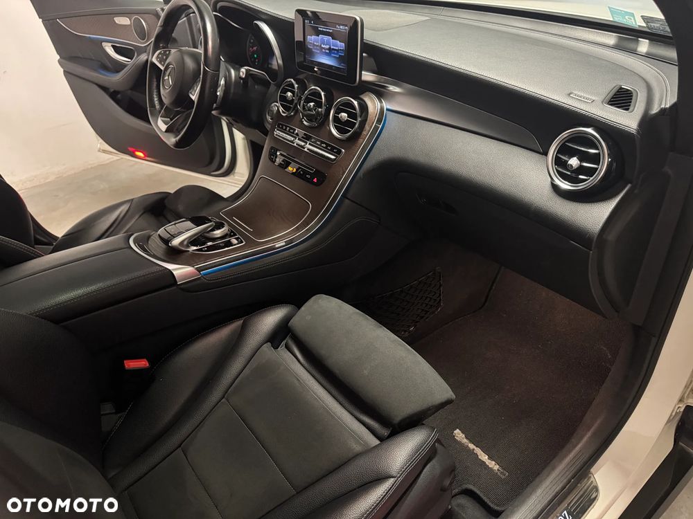 Mercedes-Benz GLC 250 4-Matic - 8