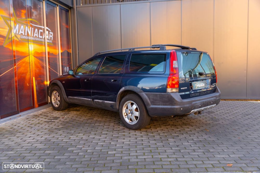 Volvo XC 70 D5 Nivel 2 Auto. - 4