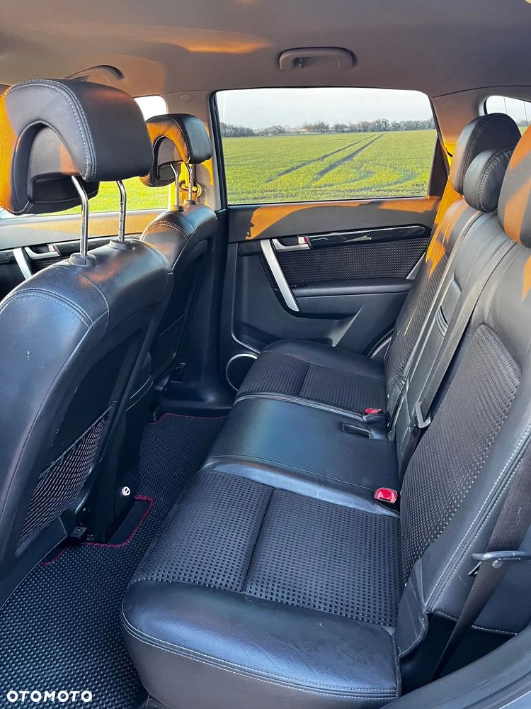 Chevrolet Captiva - 14