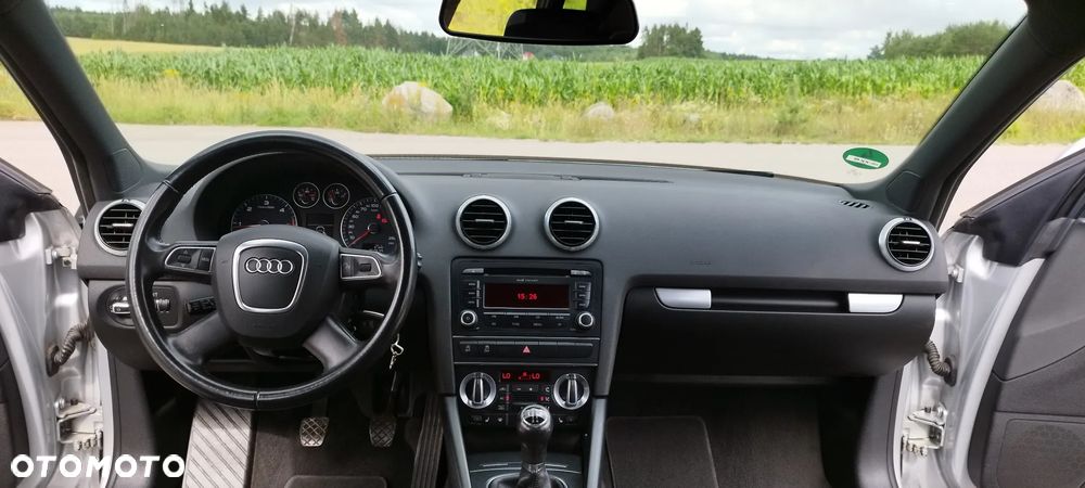 Audi A3 ver-1-6-attraction - 5