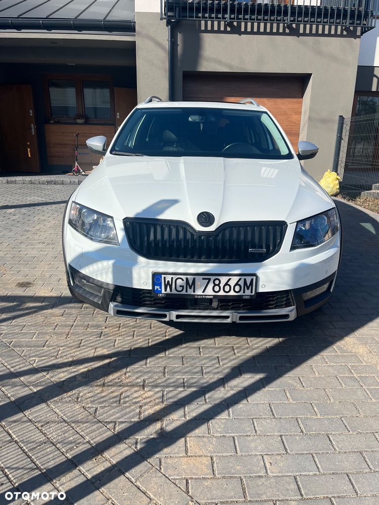 Skoda Octavia 2.0 TDI 4x4 DSG Scout - 5