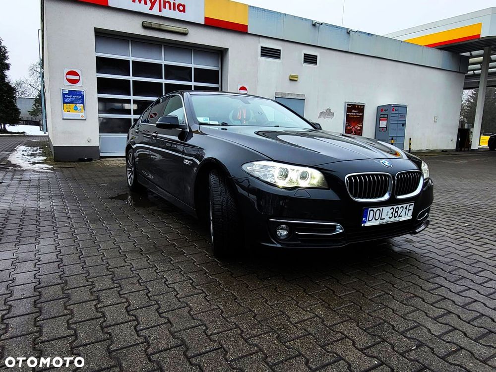 BMW Seria 5 520d xDrive Luxury Line - 7