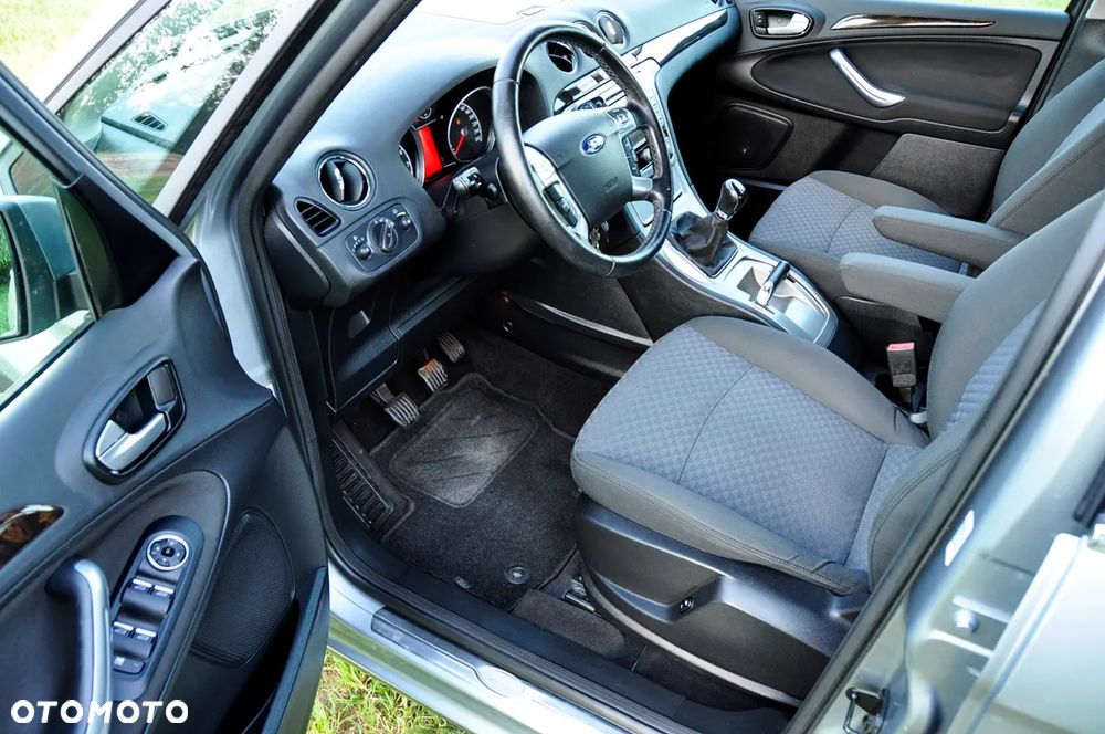 Ford Galaxy 2.0 FF Titanium - 10