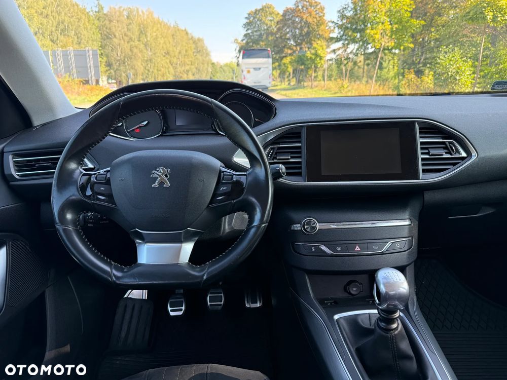 Peugeot 308 2.0 Blue HDi Allure S&S - 14