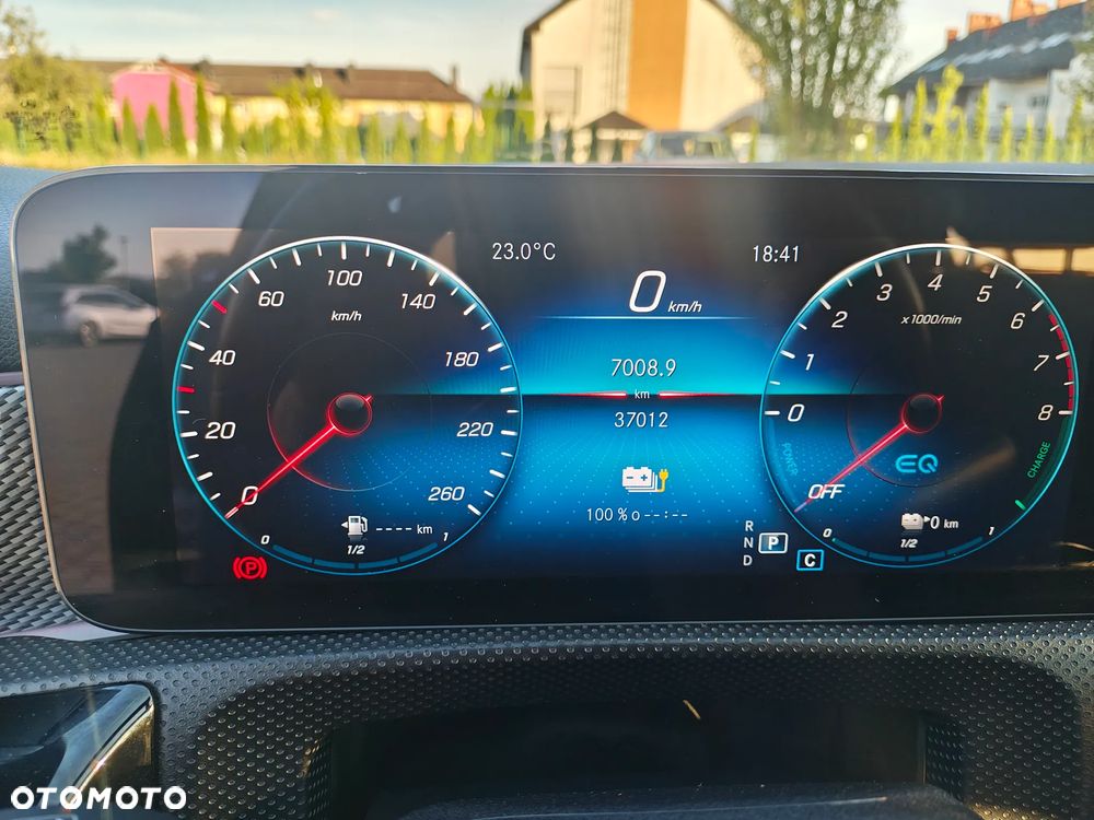 Mercedes-Benz Klasa A 250 e PHEV Progressive 8G-DCT - 4