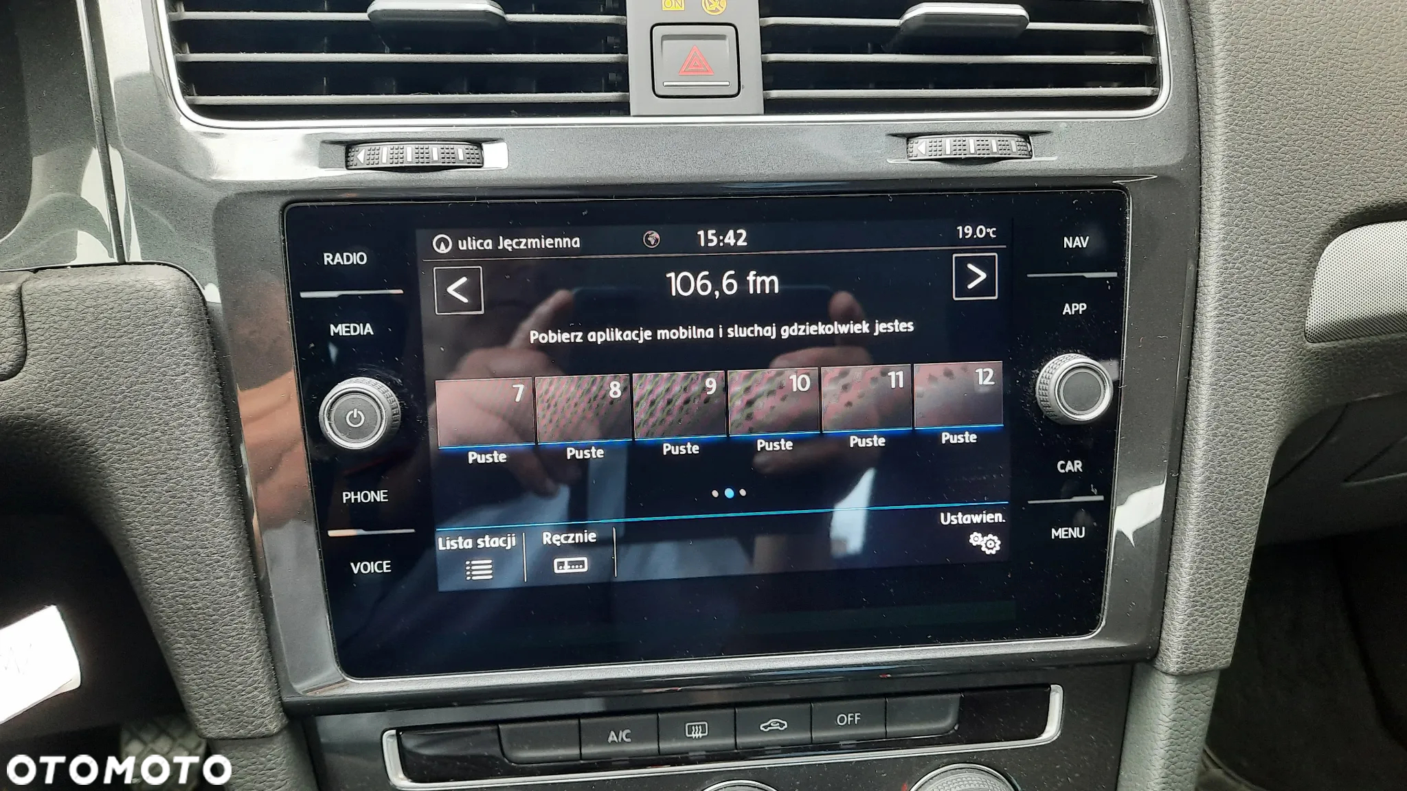 Volkswagen Golf VII 1.0 TSI BMT Trendline - 11