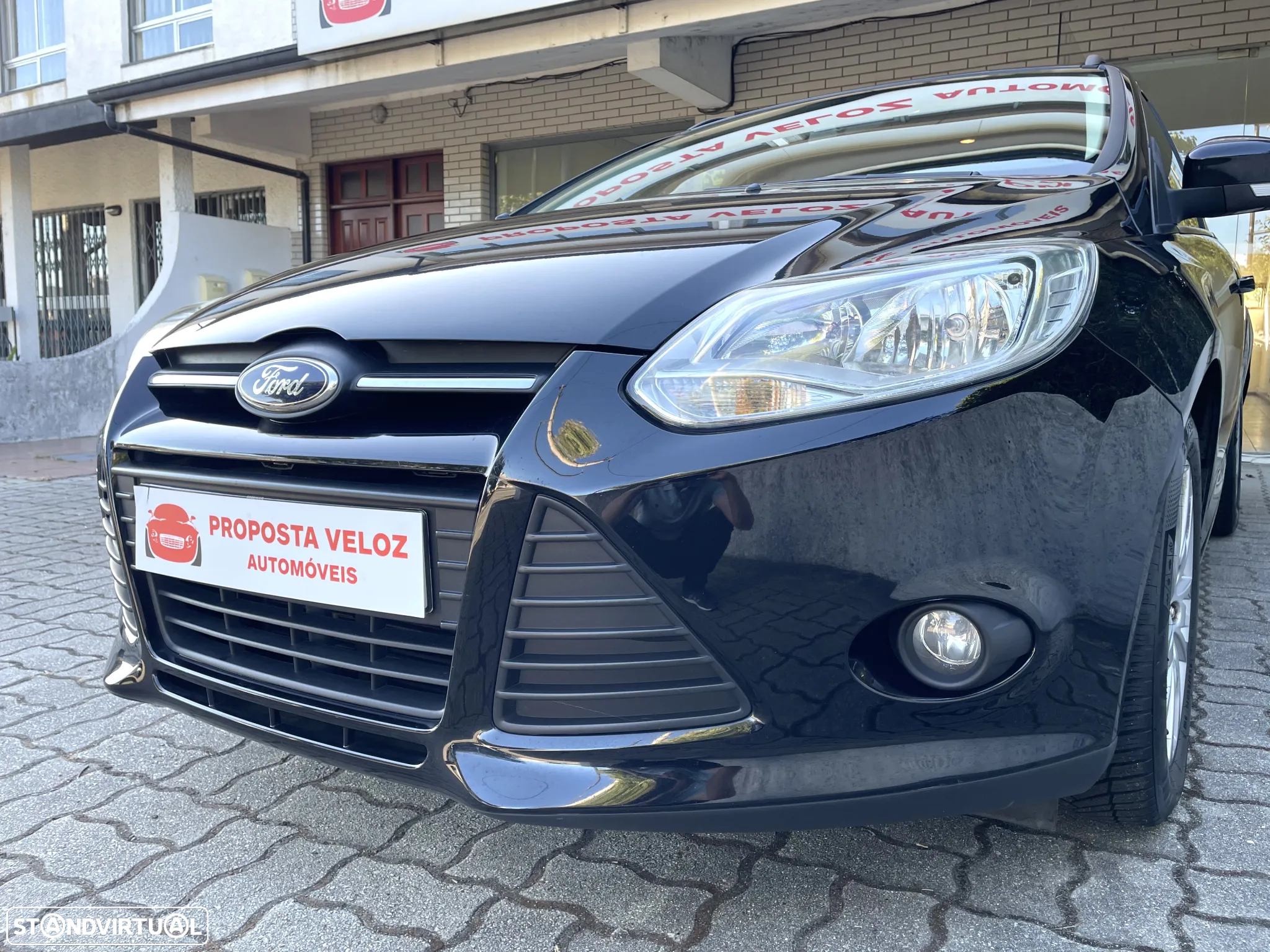 Ford Focus SW 1.0 EcoBoost S&S TITANIUM - 13