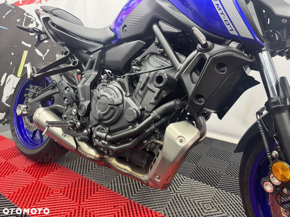 Yamaha MT - 32