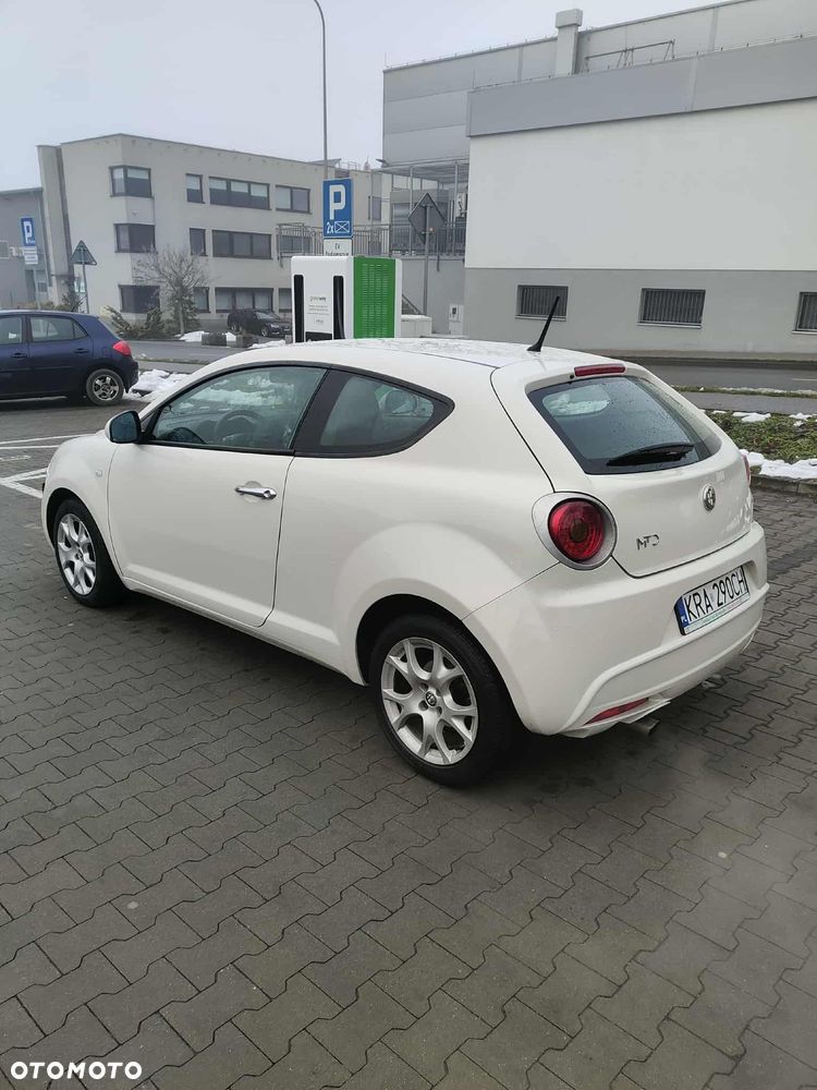 Alfa Romeo Mito 1.4 16V - 8