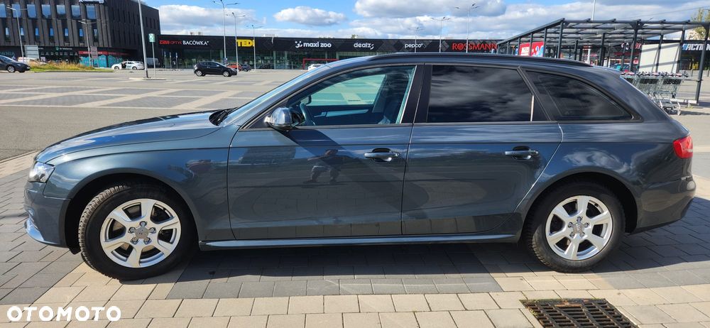 Audi A4 Avant - 5