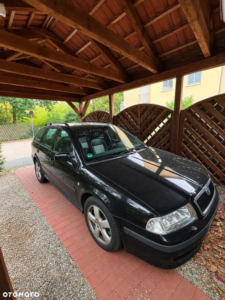 Skoda Octavia 1.8 T RS - 1