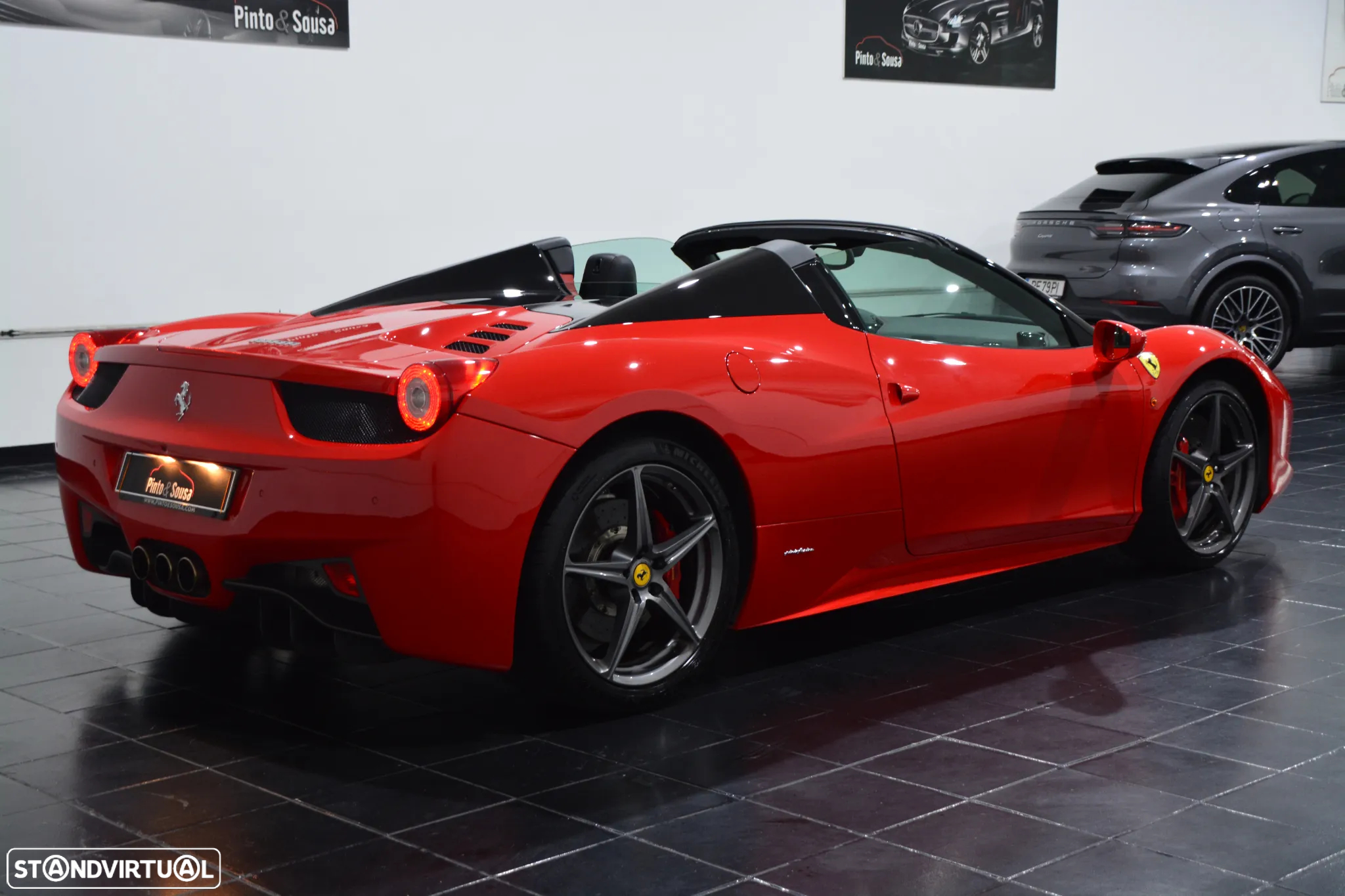 Ferrari 458 Spider - 17