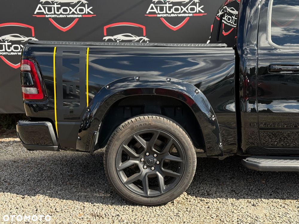 RAM 1500 Crew Cab Sport - 13