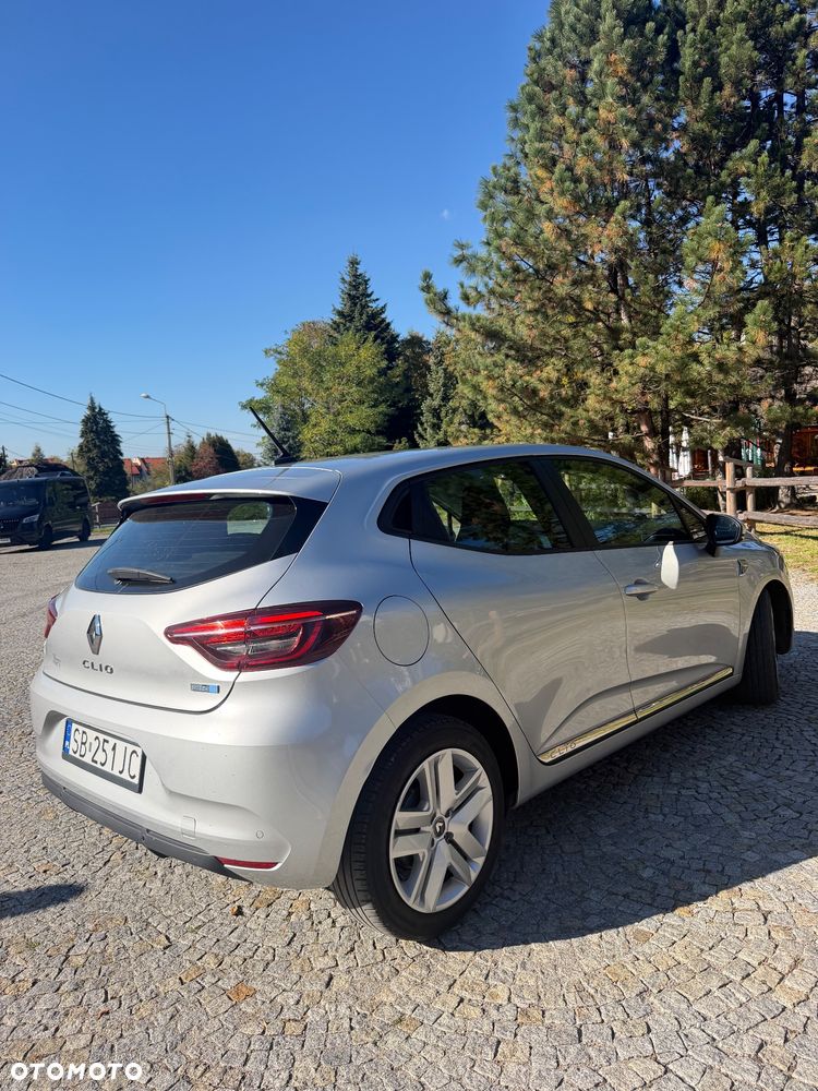 Renault Clio - 5
