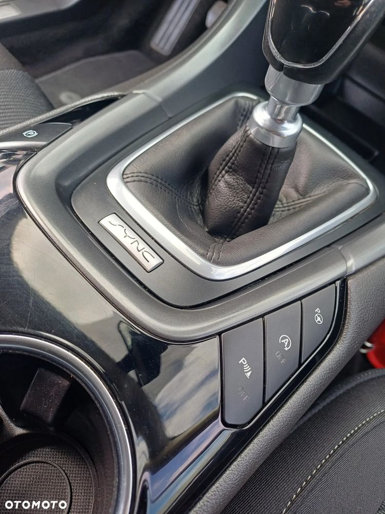 Ford Mondeo 1.5 EcoBoost Gold Edition - 24