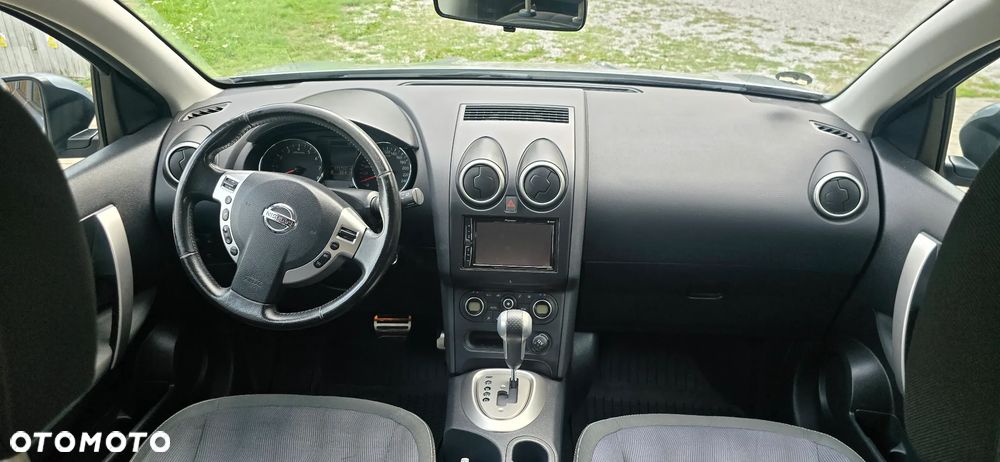 Nissan Qashqai 2.0 Tekna CVT - 10